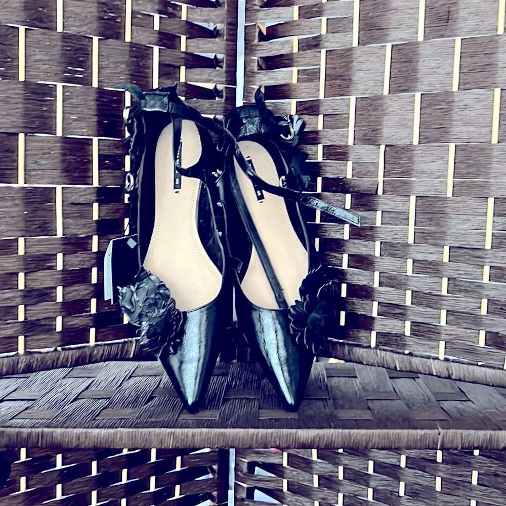 Unworn Zara flats